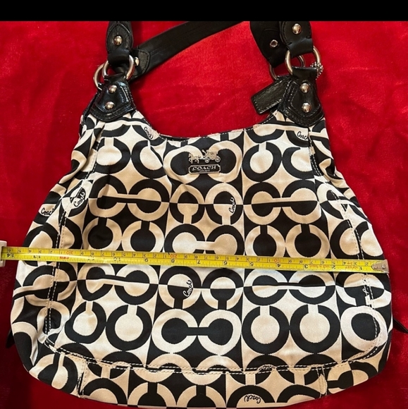 Preowned Multicolored Beautiful Coach HandBag; Medium Size; 3 Compartments, $65 - Picture 4 of 14